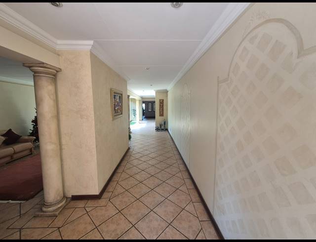 4 BEDROOM HOUSE FOR SALE IN VANDERBIJLPARK SW 5